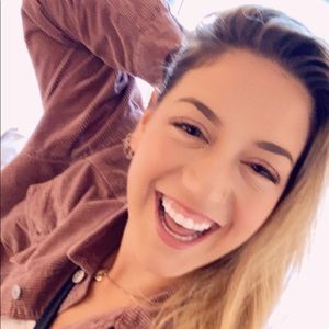 Meet your Posher, Samantha